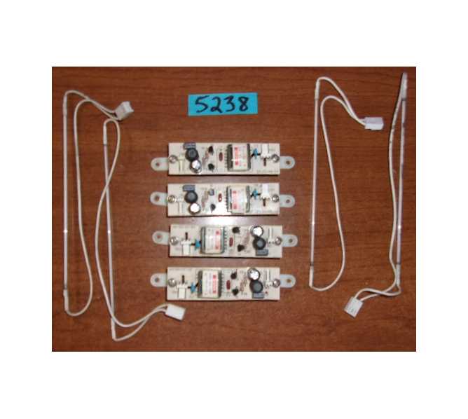 ANDAMIRO PUMP IT UP Arcade Game DANCE PAD LIGHT BOARD Lot of 4 (5238) 