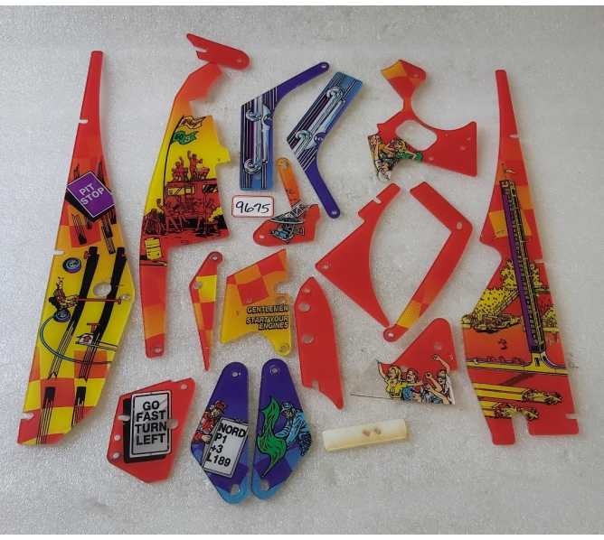 BALLY Indianapolis 500 Pinball Machine INCOMPLETE PLASTIC Set #9675 