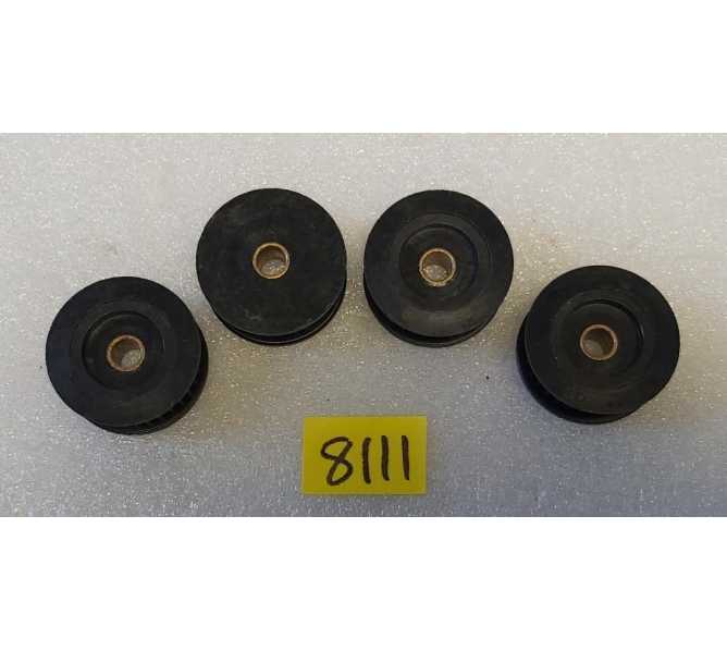 DIXIE NARCO Vending Machine RIGHT IDLER PULLEY - 32 TOOTH #D80530062021 (8111) 