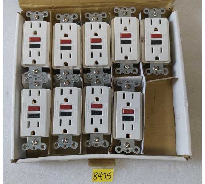 GFCI Receptacle w/ Plate White NON-Tamper Proof 20A 125V 