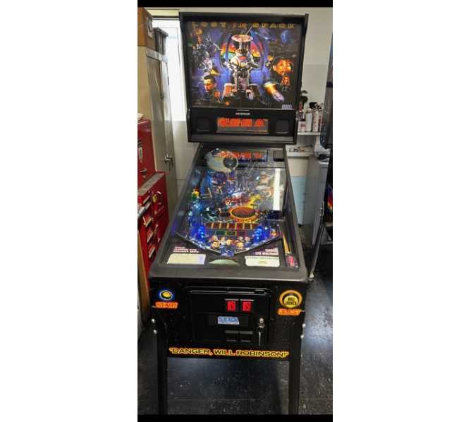 SEGA LOST IN SPACE Pinball Machine  