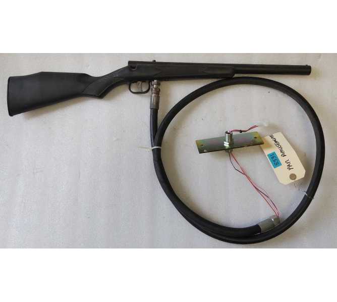 PAN AMUSEMENTS Shooter Arcade Game AIR GUN RIFLE #8331