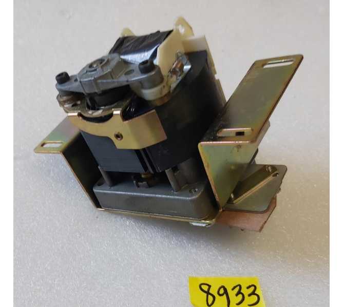 ROWE Vending Machine DUAL STACKER MOTOR & CRANK Assembly #8933 