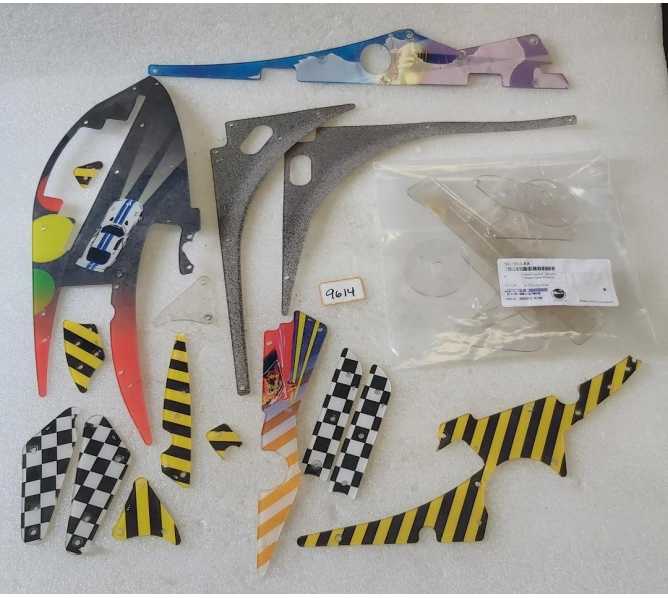 SEGA VIPER NIGHT DRIVIN' Pinball Machine INCOMPLETE PLASTIC Set #9614 