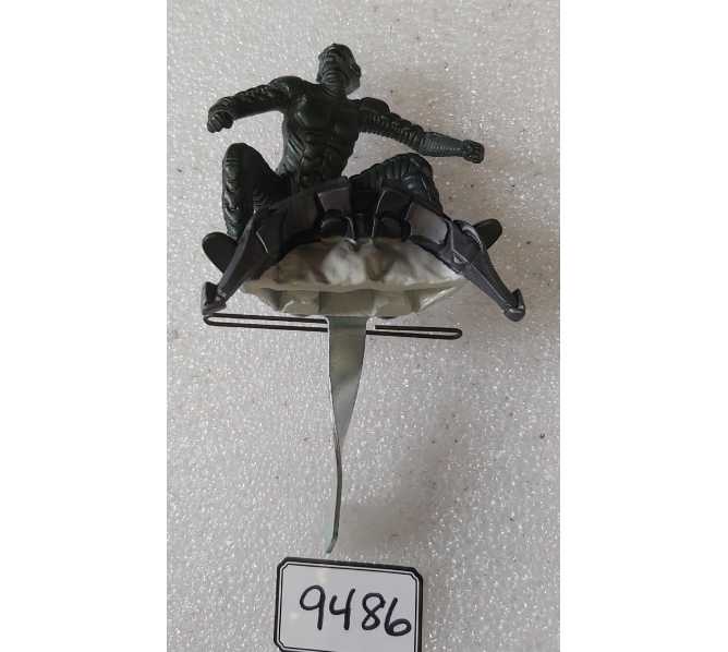 STERN SPIDER-MAN GREEN GOBLIN Figure Assembly #880-5085-02 (9486) 