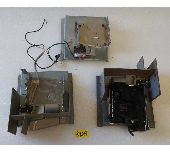 Universal SKEE-BALL & others COIN MECH BRACKETS #8929 