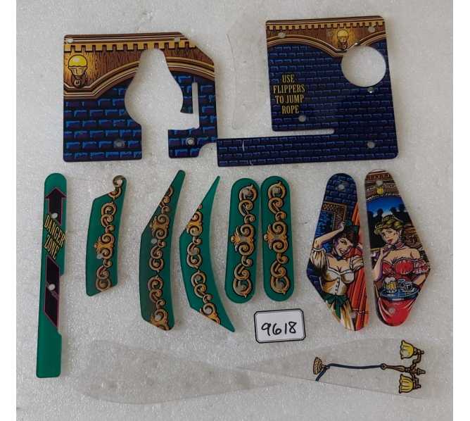 BALLY CHAMPION PUB Pinball Machine INCOMPLETE PLASTIC Set #9618 