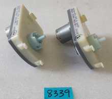 AUTOMATIC PRODUCTS LCM Combination Vending Machine VEND MOTOR #BC-D27/28 24V - Lot of 2 (8339)