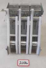 BENCHMARK TRIPLE Ticket Dispenser #90ELE015 (2286)