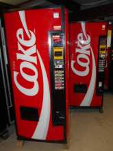 Dixie Narco DN 240CC/168 6 SELECTION Can SODA Vending Machine 